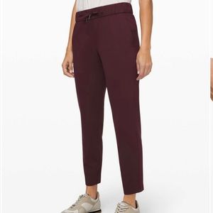 Lululemon On the Fly 7/8 pant